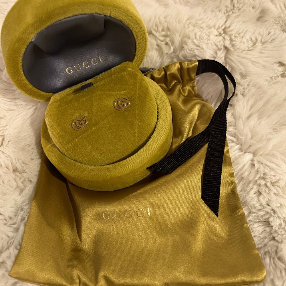 Gucci gold earrings